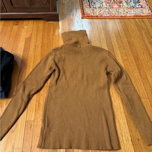 Brown Ribbed Turtleneck Sweater